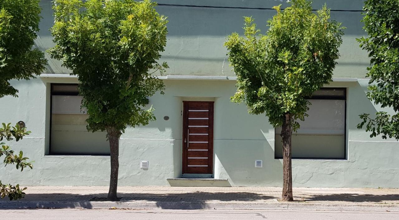 Glamaue Carhue Exterior photo